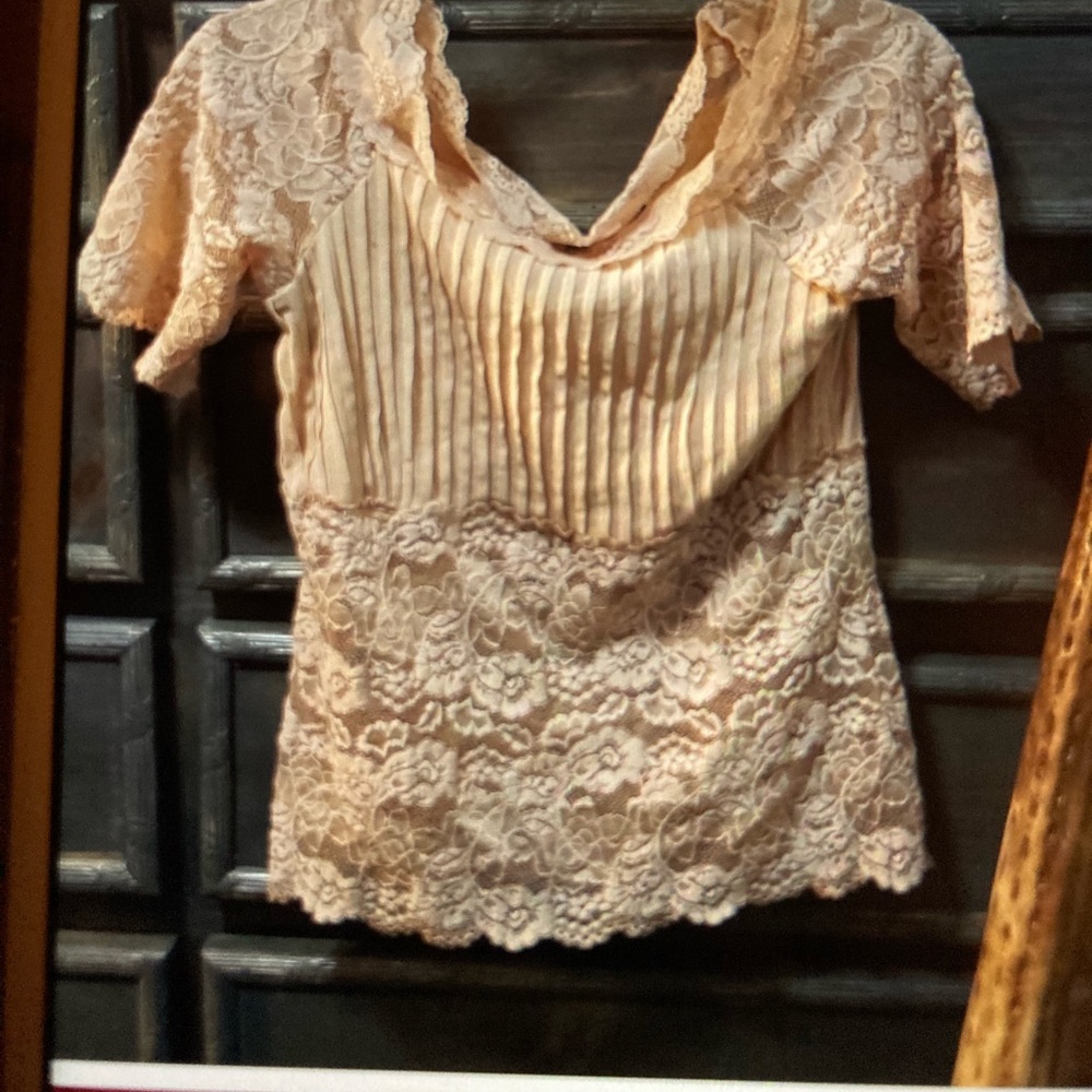 EUC Boston Proper Lacy Top Size L